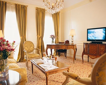 SUITE DIPLOMÁTICA